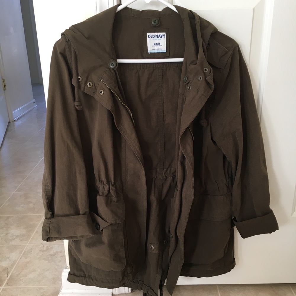 Hooded light utility jacket